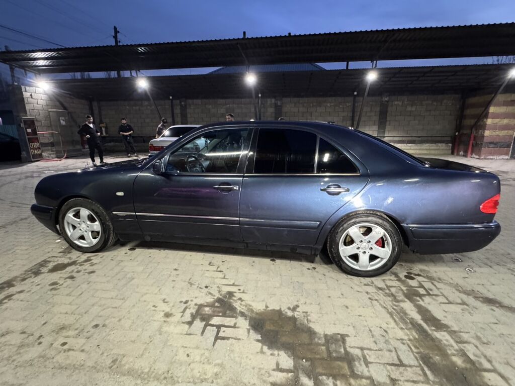 Mercedes-Benz E-Class: 1998 г., Седан: фото 1