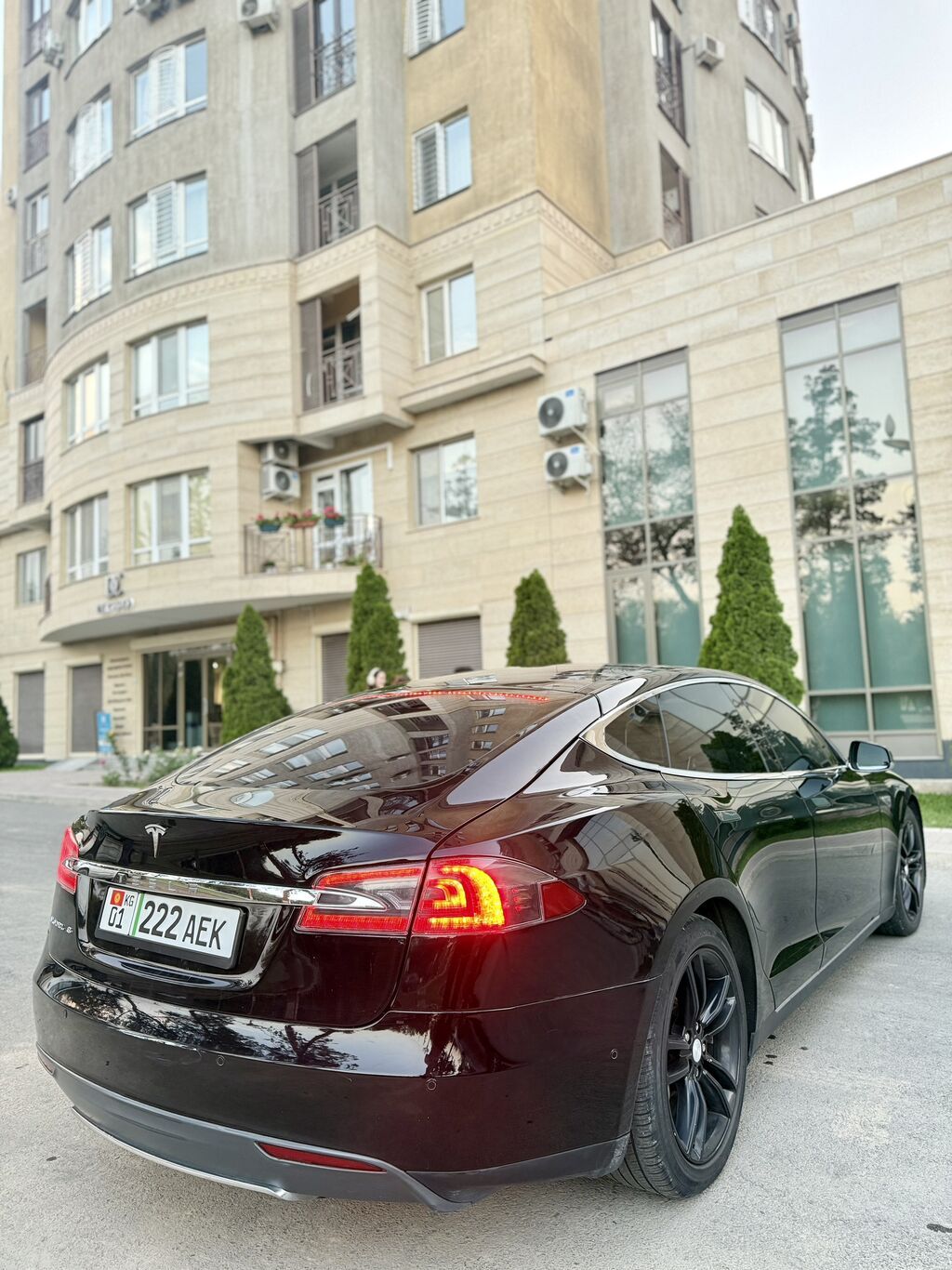 Tesla Model S 2013, электромобиль: фото 4