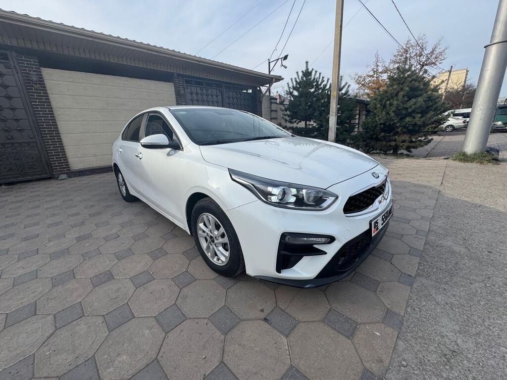 Kia K3: 2018 г., 1.6 л, Автомат, Бензин, Седан: фото 2