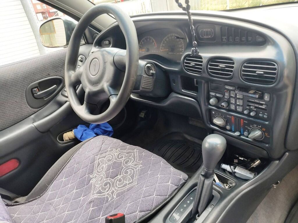 Pontiac Grand Prix: 2001 г., 3.1 л, Автомат, Газ, Седан: фото 5