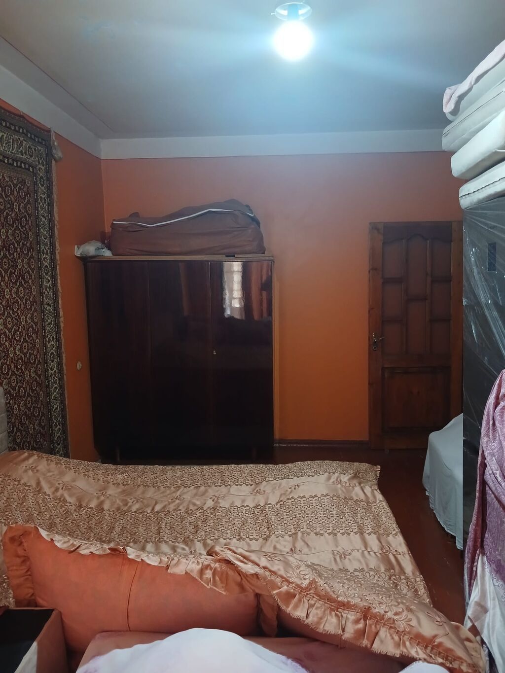 4otaqlı mənzil – geniş və işıqlı - Plan: ayrı-ayrı otaqlar, ayrıca