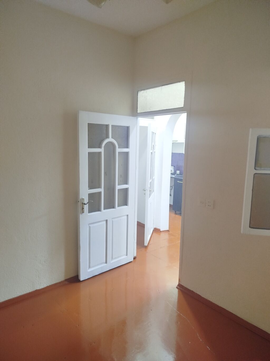 3 otaqlı, 74 kv. m, Kredit yoxdur, Orta təmir