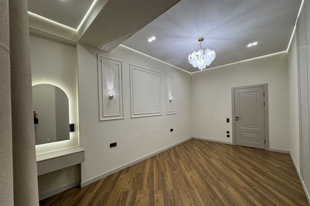2 комнаты, 80 м², 7 мкр Элитка, 15 этаж, Дизайнерский ремонт: фото 2