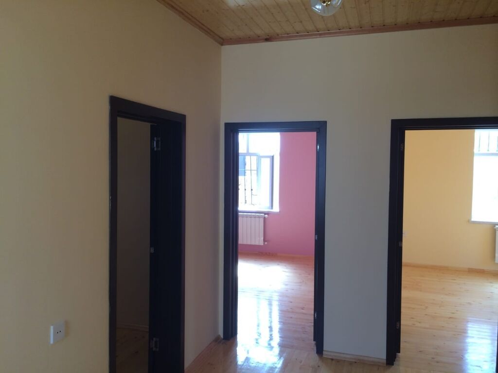 Buzovna qəsəbəsi, Vişnovka – Buzovna-Maştağa yolunun sağında "Saboel"