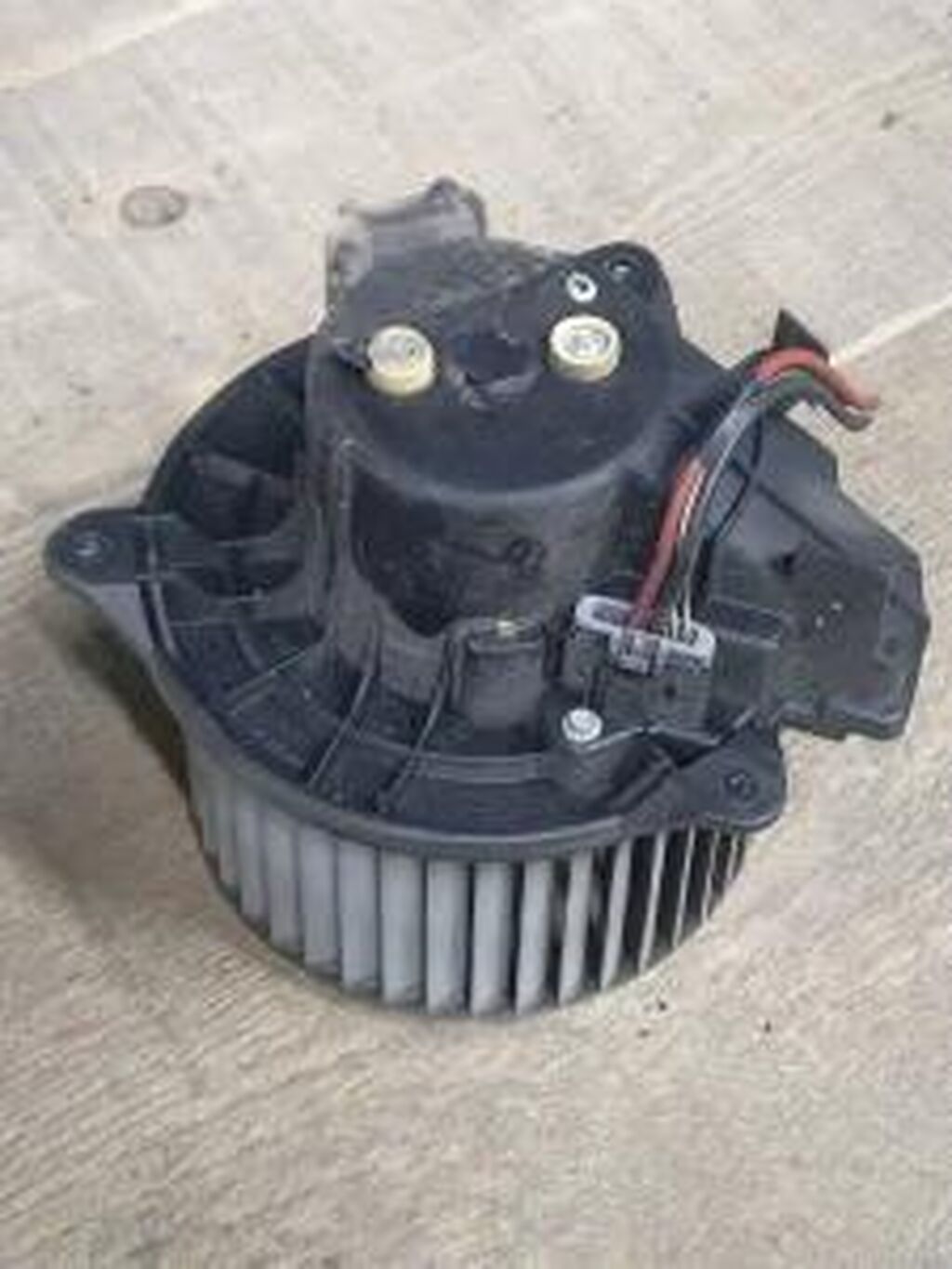 Ventilatori hladnjaka: Fiat bravo 2 ventilator digitalne klime. Fiat bravo 2 ventilator na lalafo.rs Ventilatori hladnjaka: Fiat bravo 2 ventilator digitalne klime. Fiat bravo 2 ventilator
