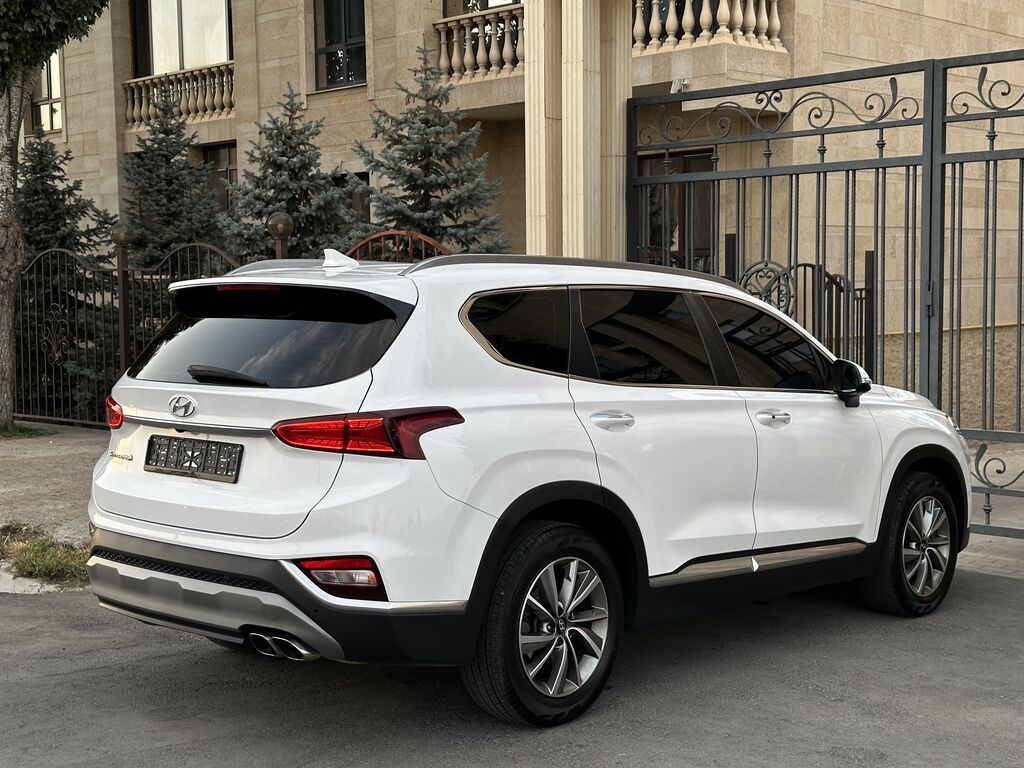 Hyundai Santa Fe: 2020 г., 2 л, Автомат, Дизель, Кроссовер: фото 5