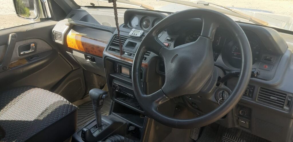 Mitsubishi Pajero: 1996 г., 2.8 л, Автомат, Дизель, Внедорожник: фото 4