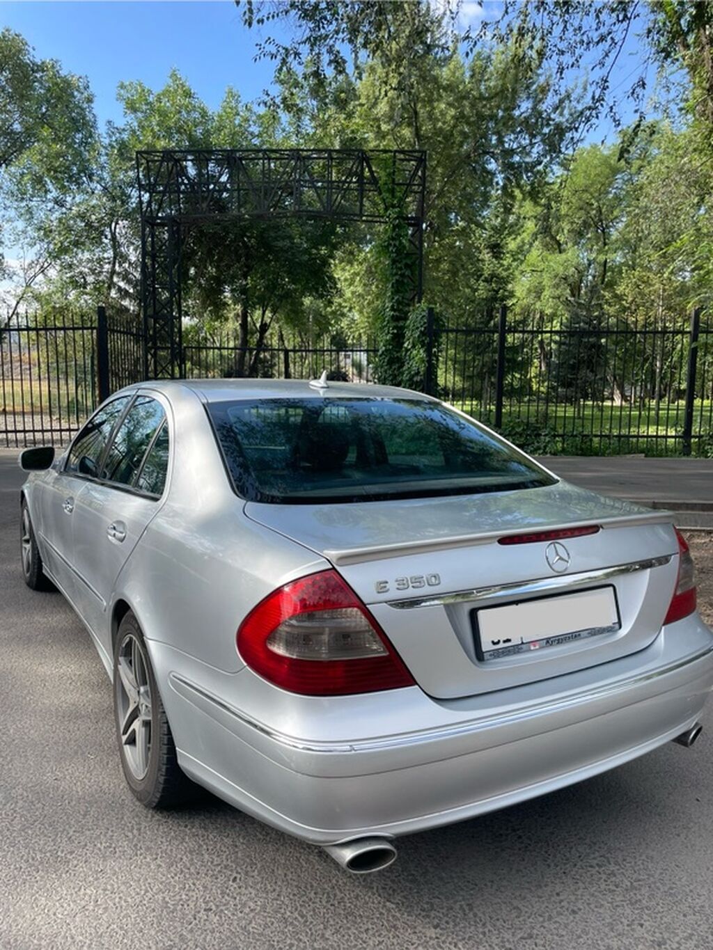 Mercedes-Benz E-Class: 2006 г., 3.5 л, Автомат, Бензин, Седан: фото 2