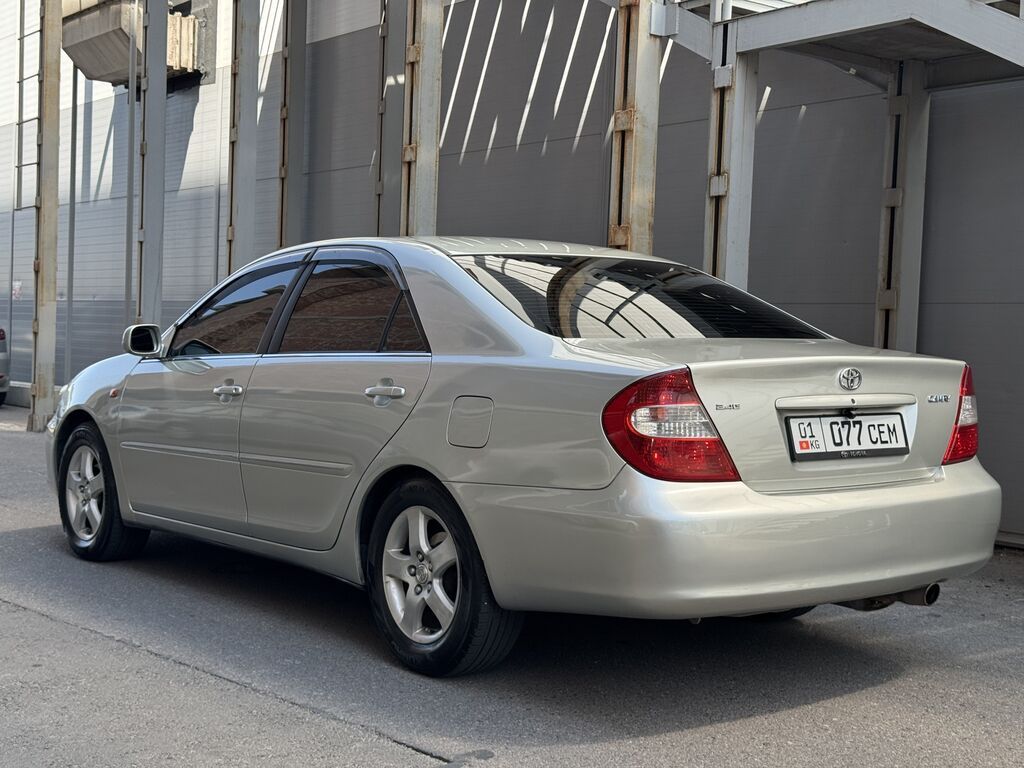 Toyota Camry: 2003 г., 2.4 л, Автомат, Газ, Седан: фото 2