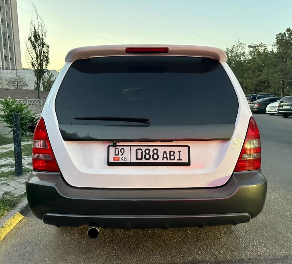 Subaru Forester: 2003 г., 2 л, Автомат, Бензин, Кроссовер: фото 5