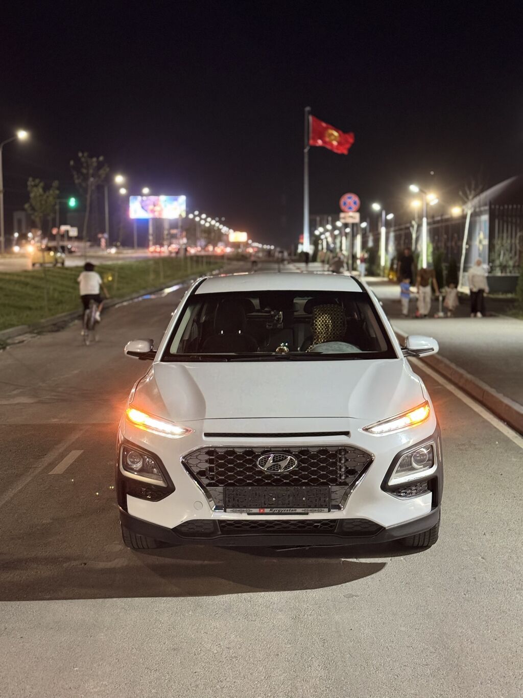 Hyundai Kona: 2020 г., 2 л, Автомат, Бензин: фото 2