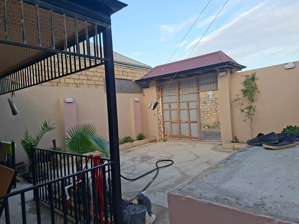 3 otaqlı, 85 kv. m, Kredit yoxdur, Yeni təmirli