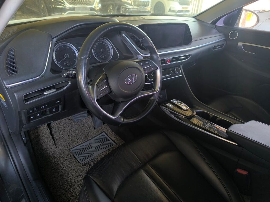 Hyundai Sonata: 2019 г., Автомат, Газ: фото 2