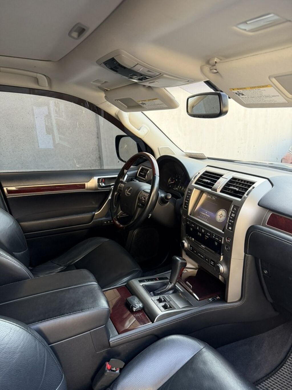 Lexus GX: 2017 г., 4.6 л, Автомат, Бензин, Внедорожник: фото 5