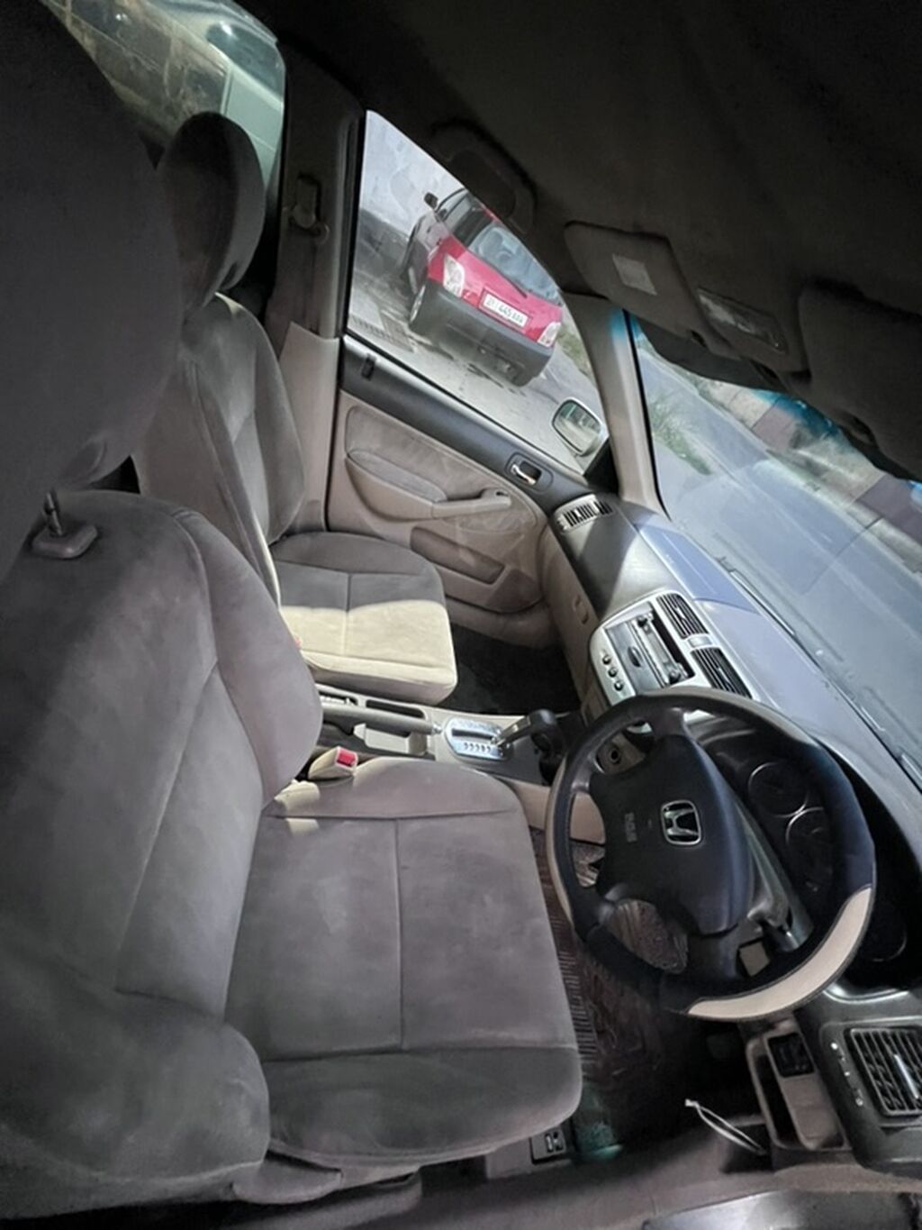 Honda Civic: 2003 г., 1.7 л, Автомат, Бензин, Седан: фото 6
