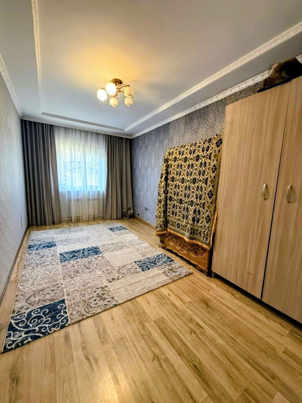 Продается 5-комнатный дом, 93 м², Бишкек, р-н Кантемировская: фото 2