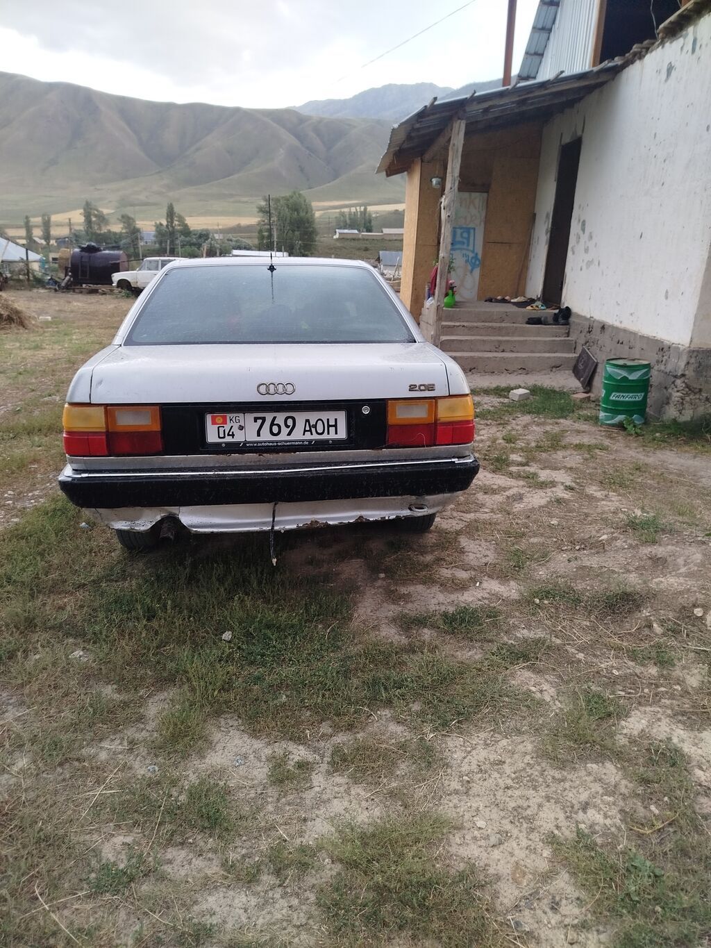 Audi 100: 1990 г., 2 л, Механика, Бензин: фото 2