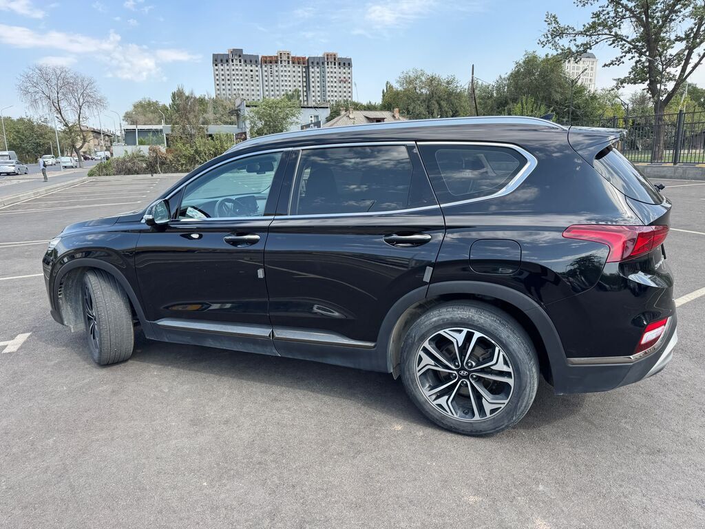 Hyundai Santa Fe: 2020 г., 2 л, Автомат, Дизель, Кроссовер: фото 4