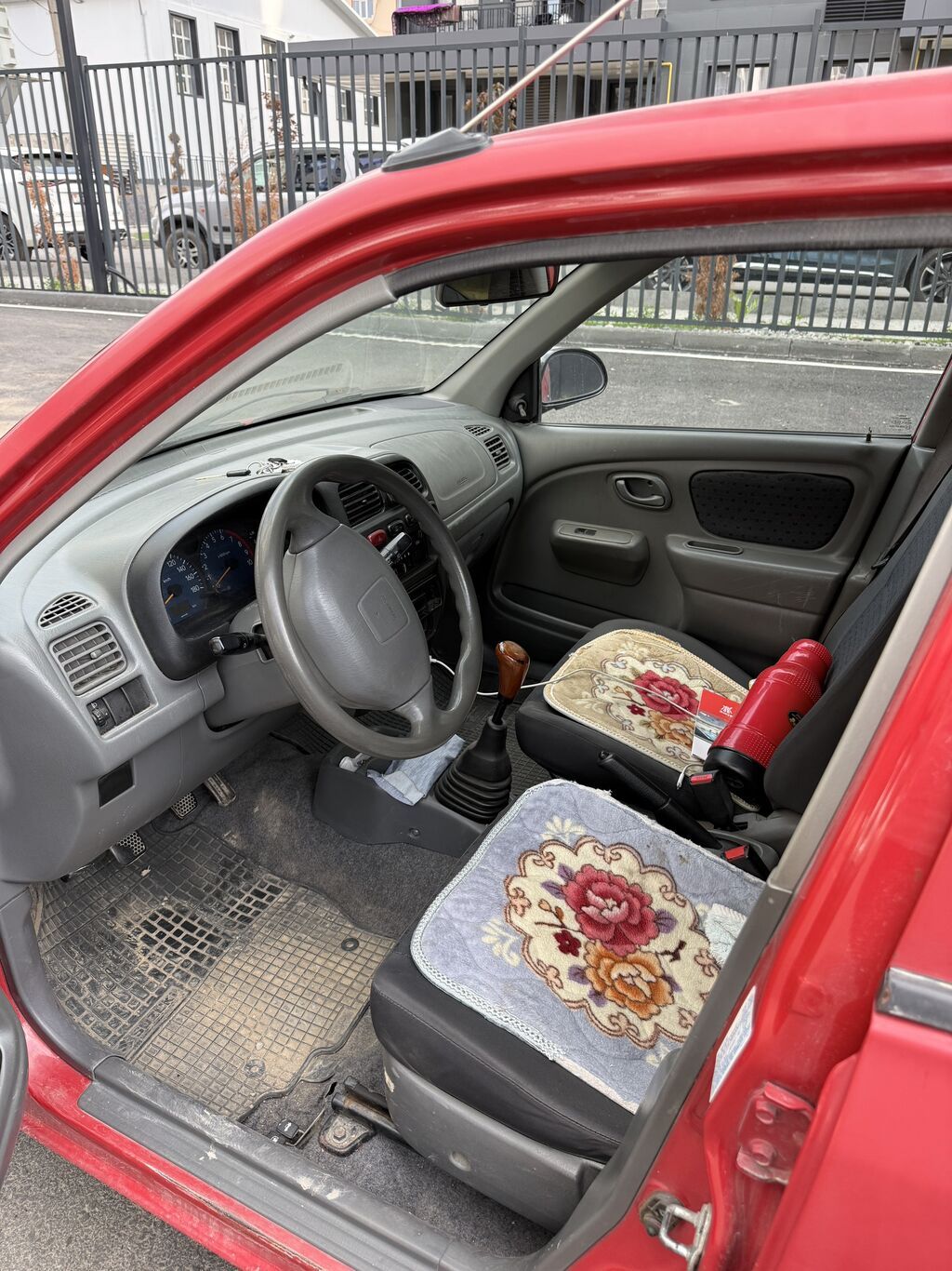 Suzuki Alto: 2005 г., 1.1 л, Механика, Бензин, Хэтчбэк — фото 5