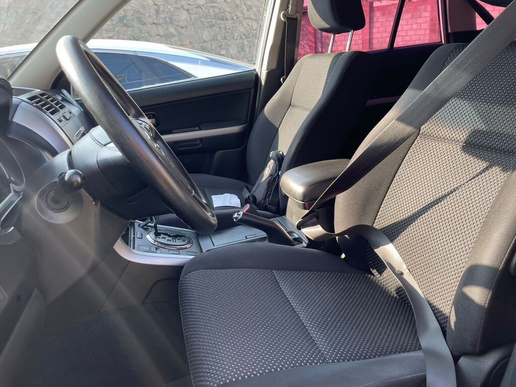 Suzuki Grand Vitara: 2008 г., 2.7 л, Автомат, Бензин, Кроссовер: фото 4