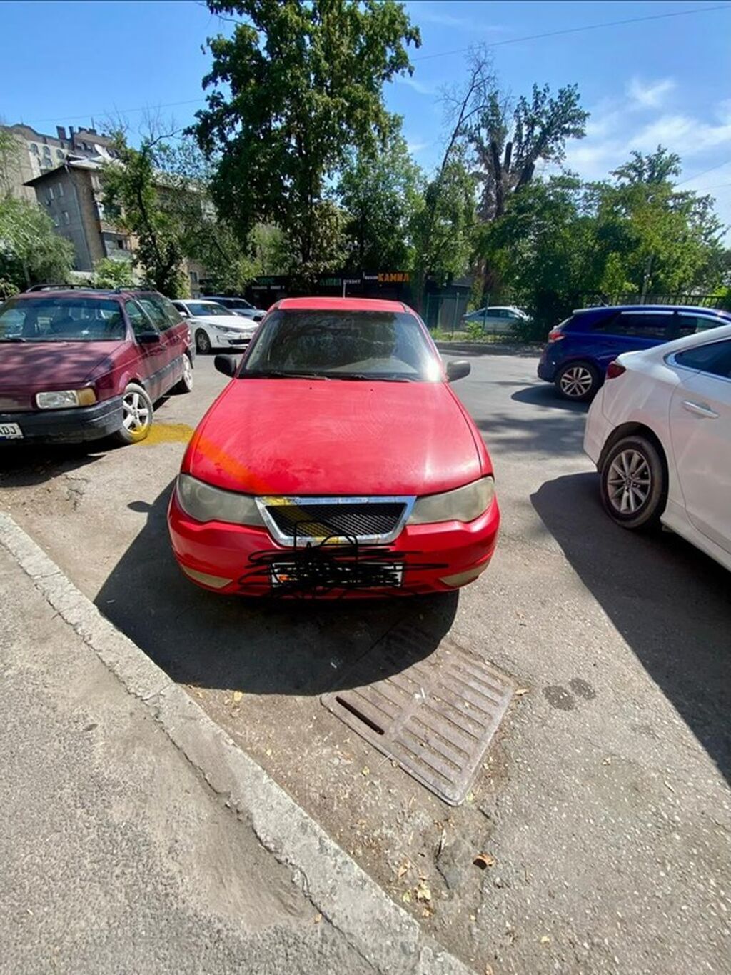 Daewoo Nexia: 2012 г., Седан: фото 3