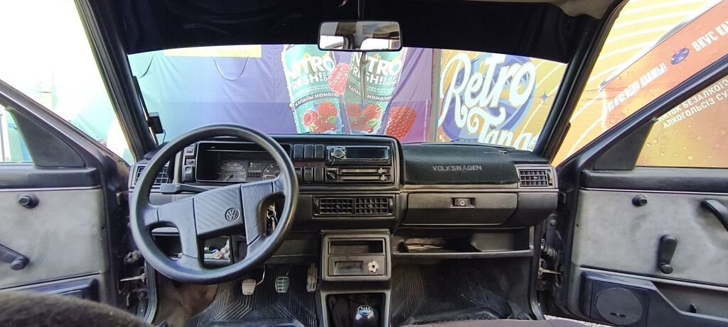 Volkswagen Golf: 1991 г., 1.8 л, Механика, Бензин, Хэтчбэк: фото 4