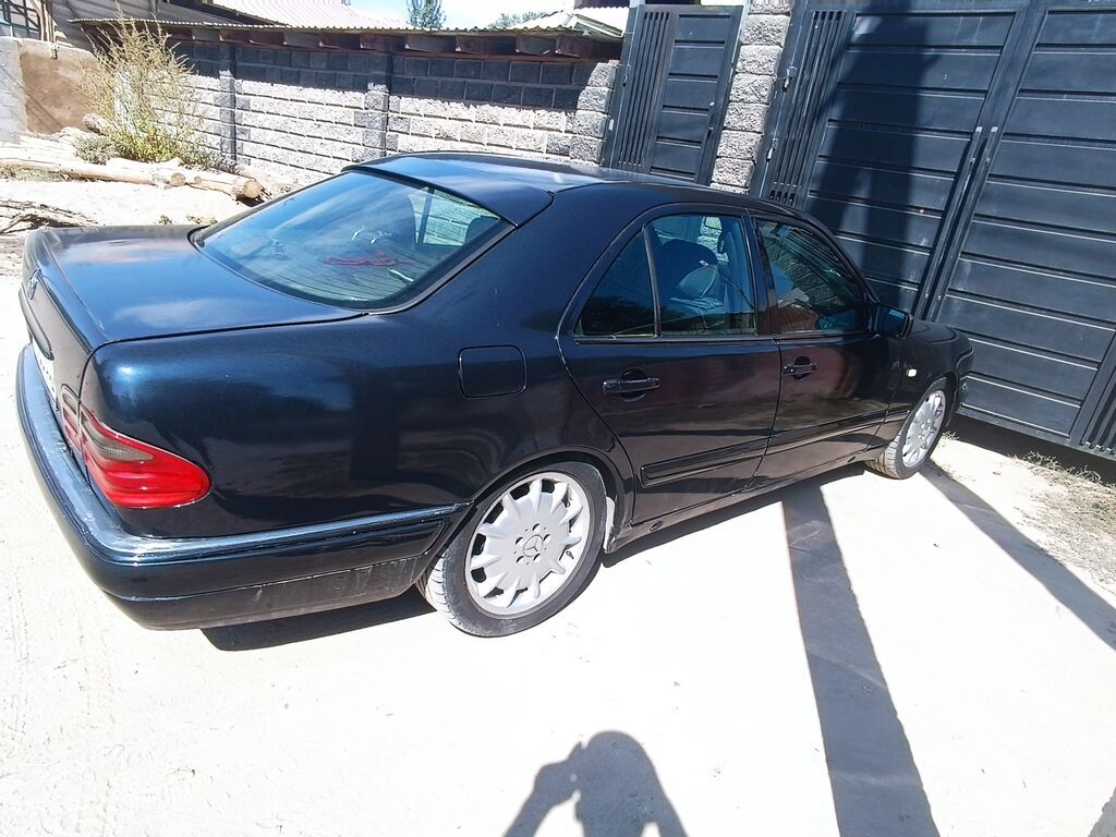 Mercedes-Benz E-Class: 1998 г., Механика, Седан: фото 2