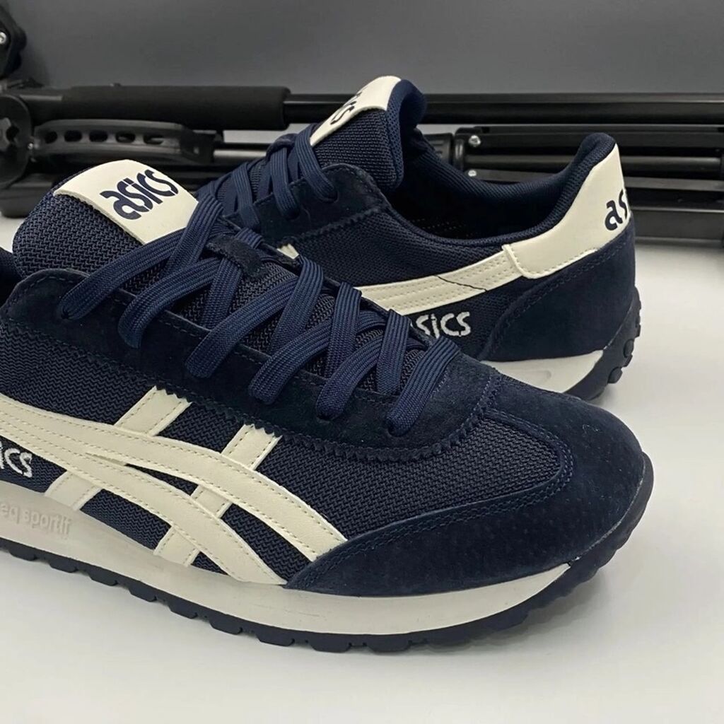 Кроссовки ASICS (линейка ретро-раннинга) - Дизайн в винтажном стиле с: фото 3
