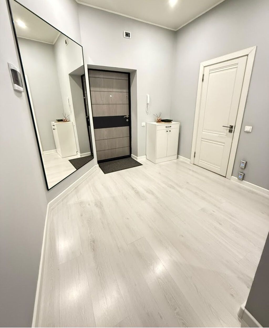 2 комнаты, 54 м², 12 мкр Элитка, 2 этаж, Евроремонт: фото 6