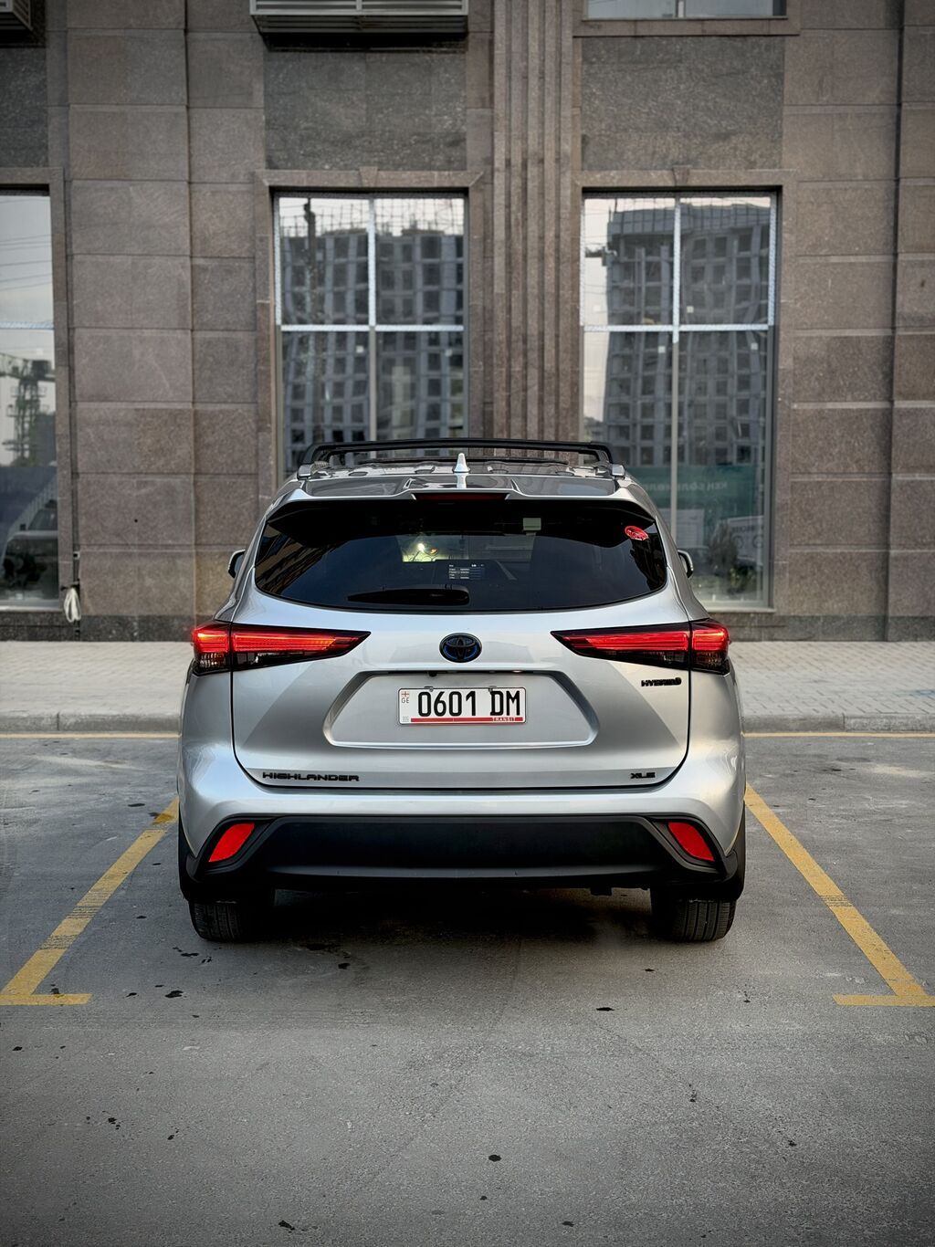 Toyota Highlander: 2022 г., 2.5 л, Вариатор, Гибрид, Внедорожник: фото 6
