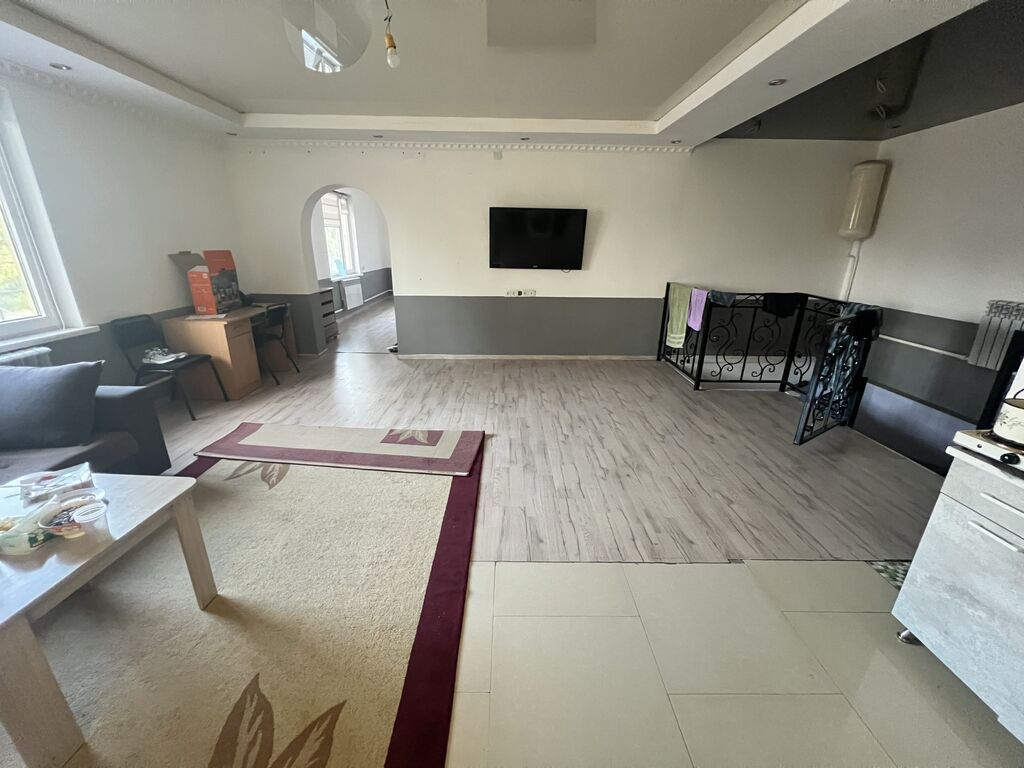 80 м², 3 комнаты, Старый толчок рынок / базар, Без животных: фото 3