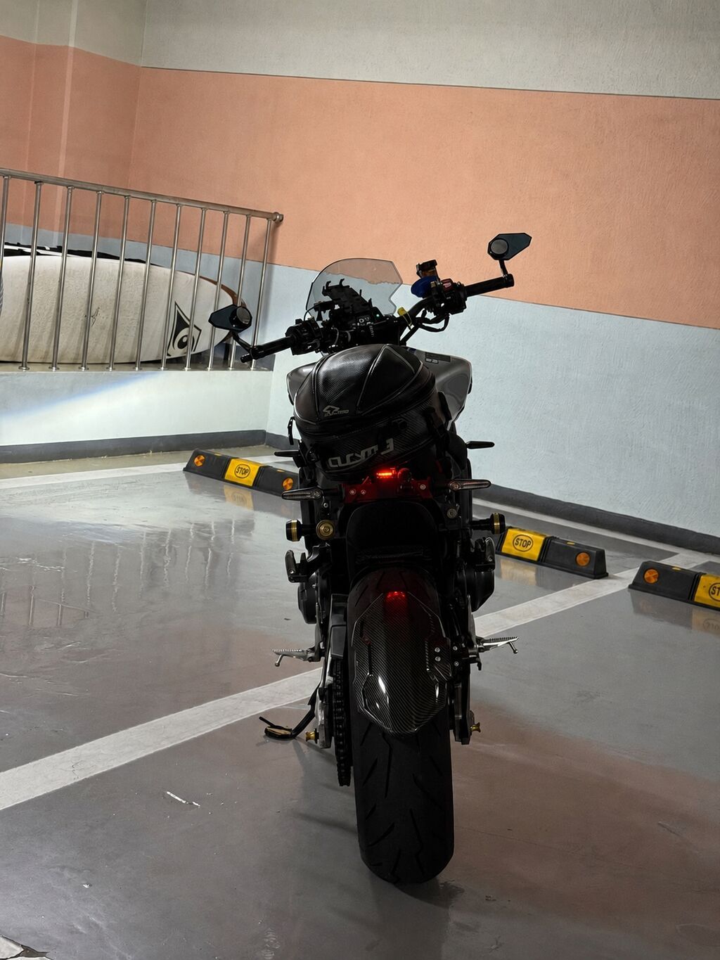 Yamaha MT‑09 SP (поколение с USD-вилкой золотого цвета) - Класс: фото 7