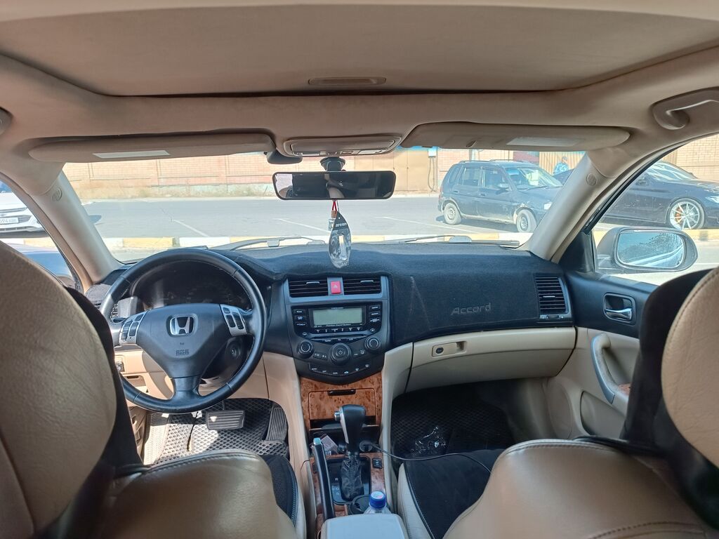 Honda Accord: 2003 г., 2.4 л, Автомат, Газ, Седан: фото 6