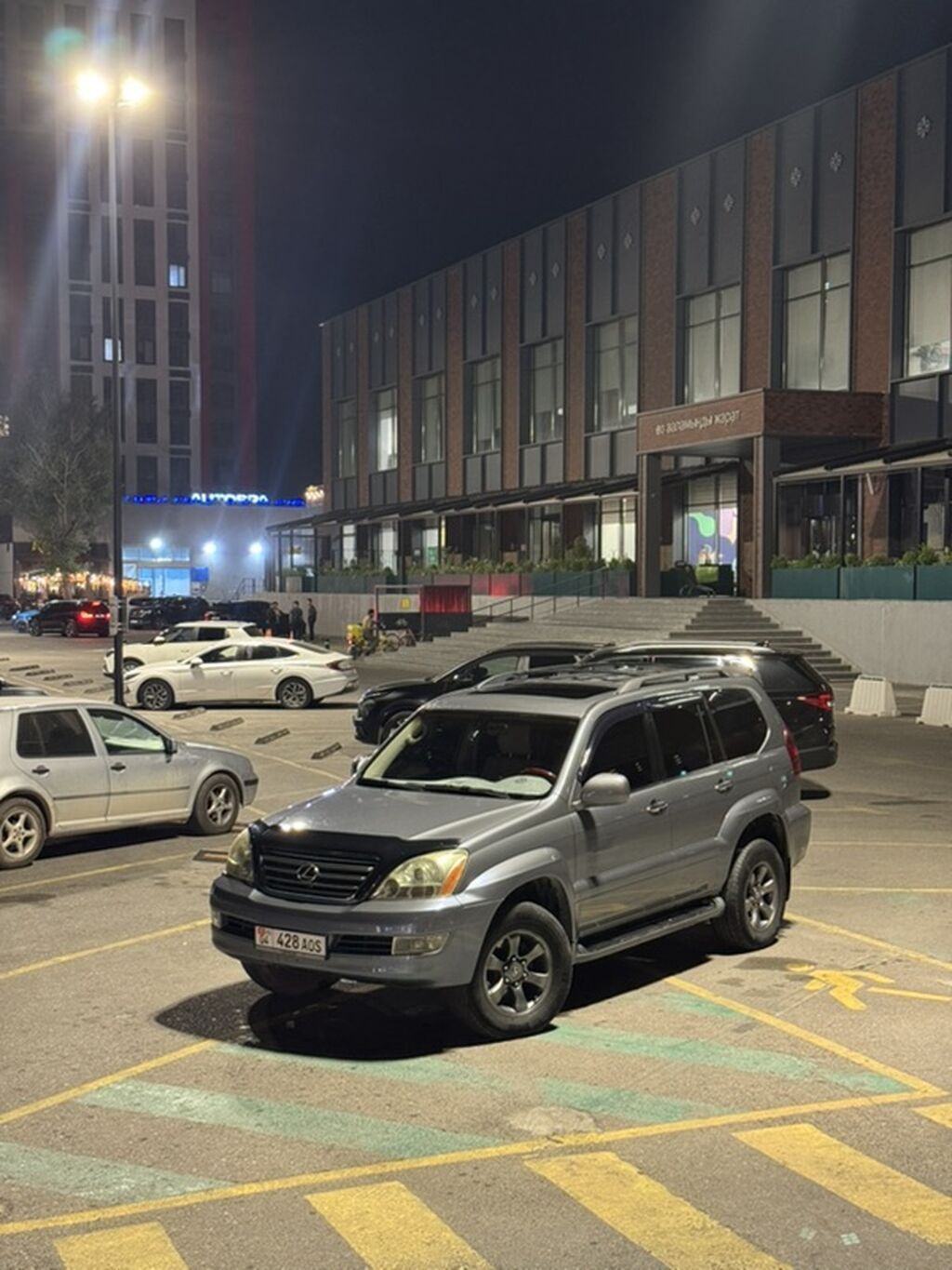 Lexus GX: 2004 г., 4.7 л, Автомат, Бензин, Внедорожник: фото 5