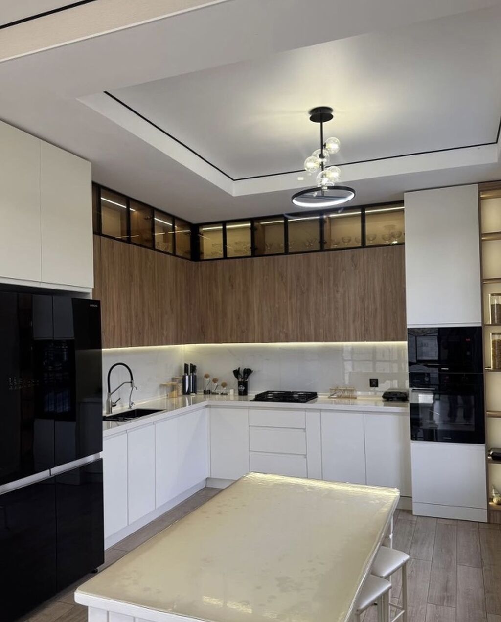 6 комнат и более, 290 м², 4 соток, Бишкек, 3 мкр Агентство недвижимости: фото 3