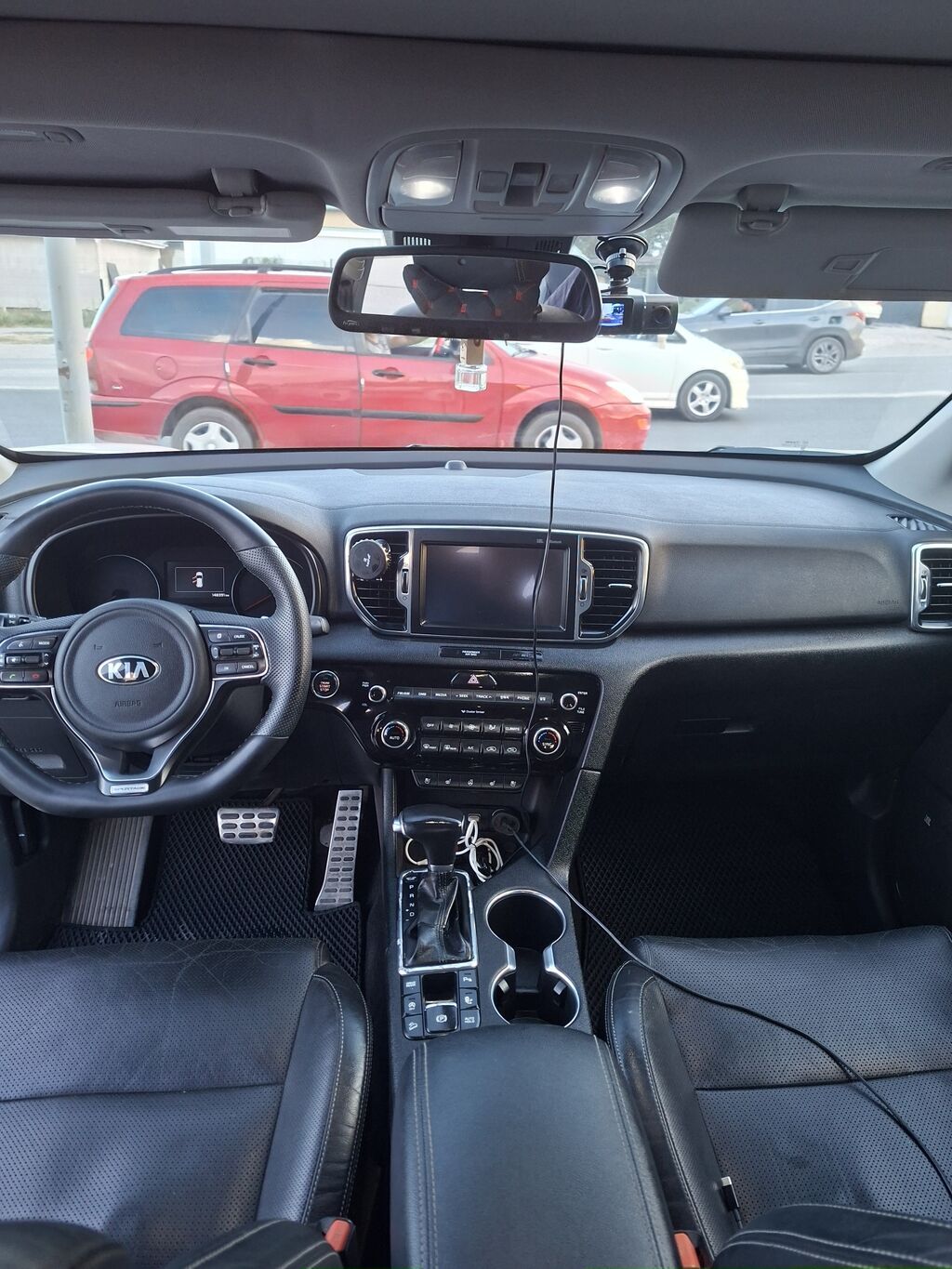 Kia Sportage: 2016 г., 2 л, Автомат, Дизель, Кроссовер: фото 2