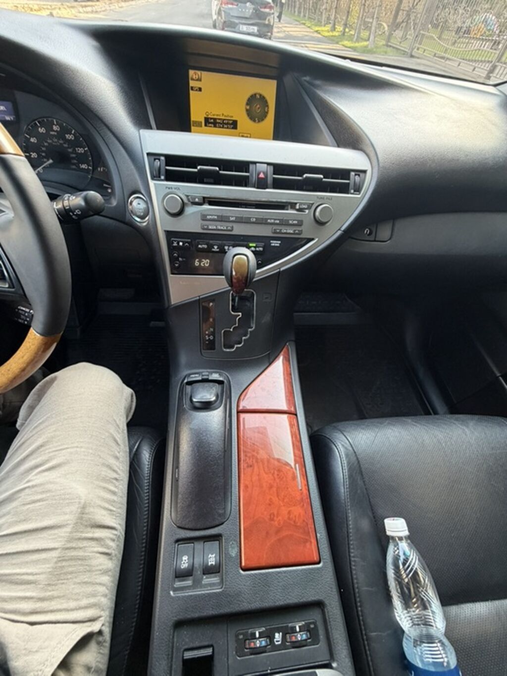 Lexus RX: 2010 г., 3.5 л, Автомат, Бензин, Кроссовер: фото 7
