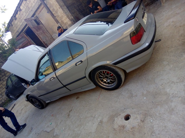 BMW: BMW 318 1992 - lalafo.az Bakı şəhərində BMW 318 1992