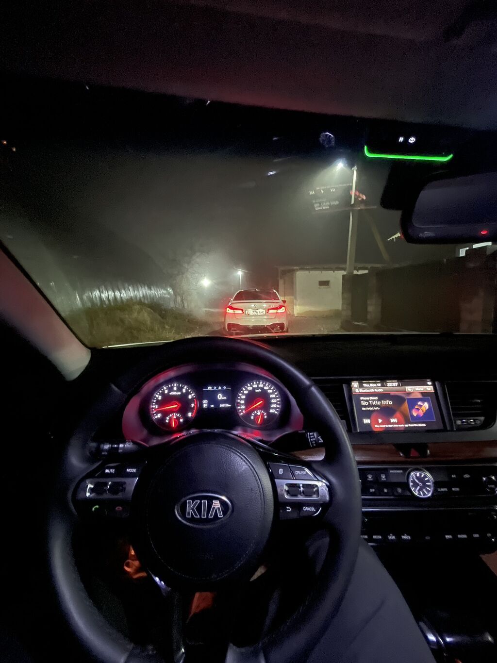 Продам Kia K7 2017 г., 3.0 л, автомат, газ: фото 3