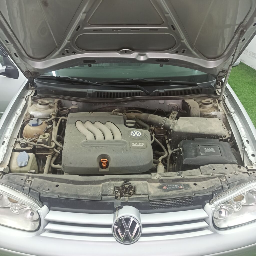 Volkswagen Golf: 2002 г., 2 л, Автомат, Бензин, Хэтчбэк: фото 6