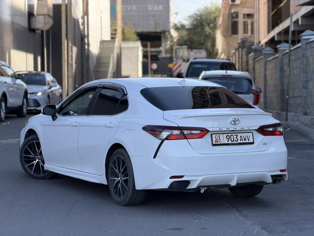Toyota Camry: 2020 г., 2.5 л, Автомат, Бензин, Седан: фото 6