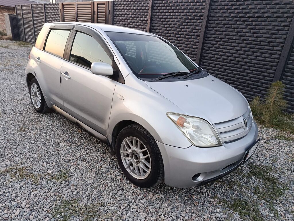 Toyota Ist: 2003 г., 1.3 л, Автомат, Бензин, Хэтчбэк: фото 5