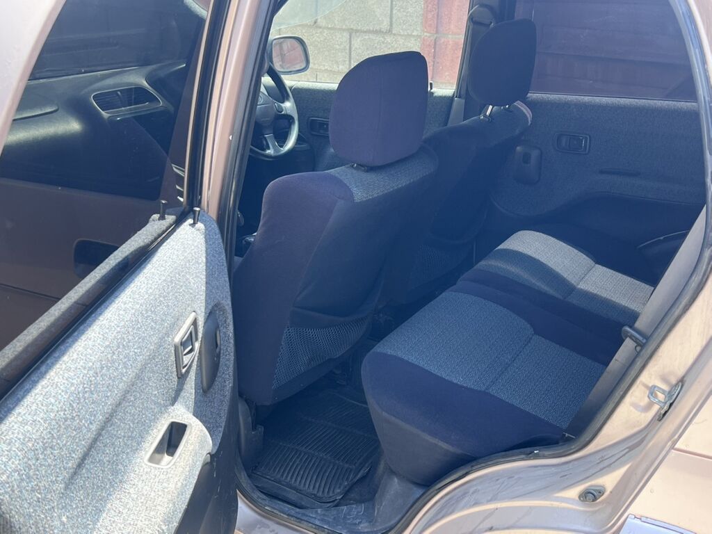 Toyota Cami: 2000 г., 1.3 л, Автомат, Бензин, Внедорожник: фото 7