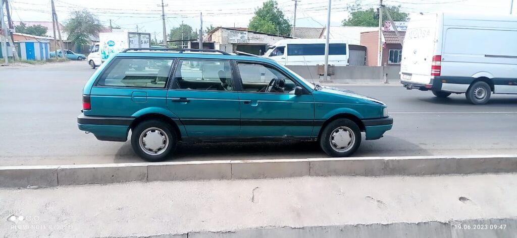 Volkswagen Passat Variant: 1991 г., 2 л, Механика, Бензин, Универсал: фото 2
