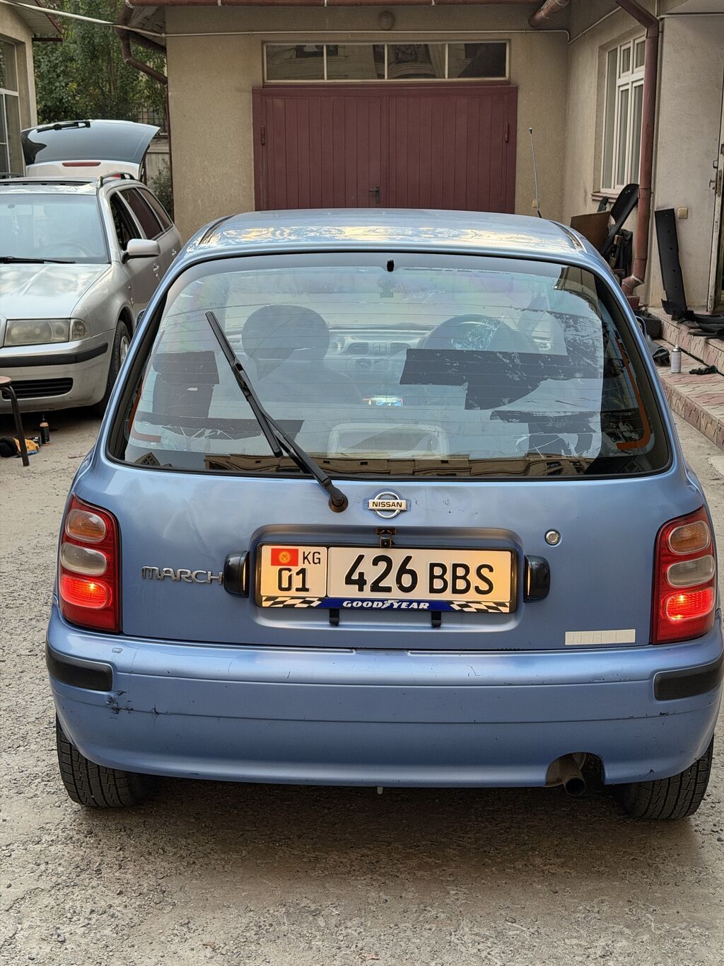 Nissan March: 2000 г., 1 л, Автомат, Бензин, Хэтчбэк: фото 3