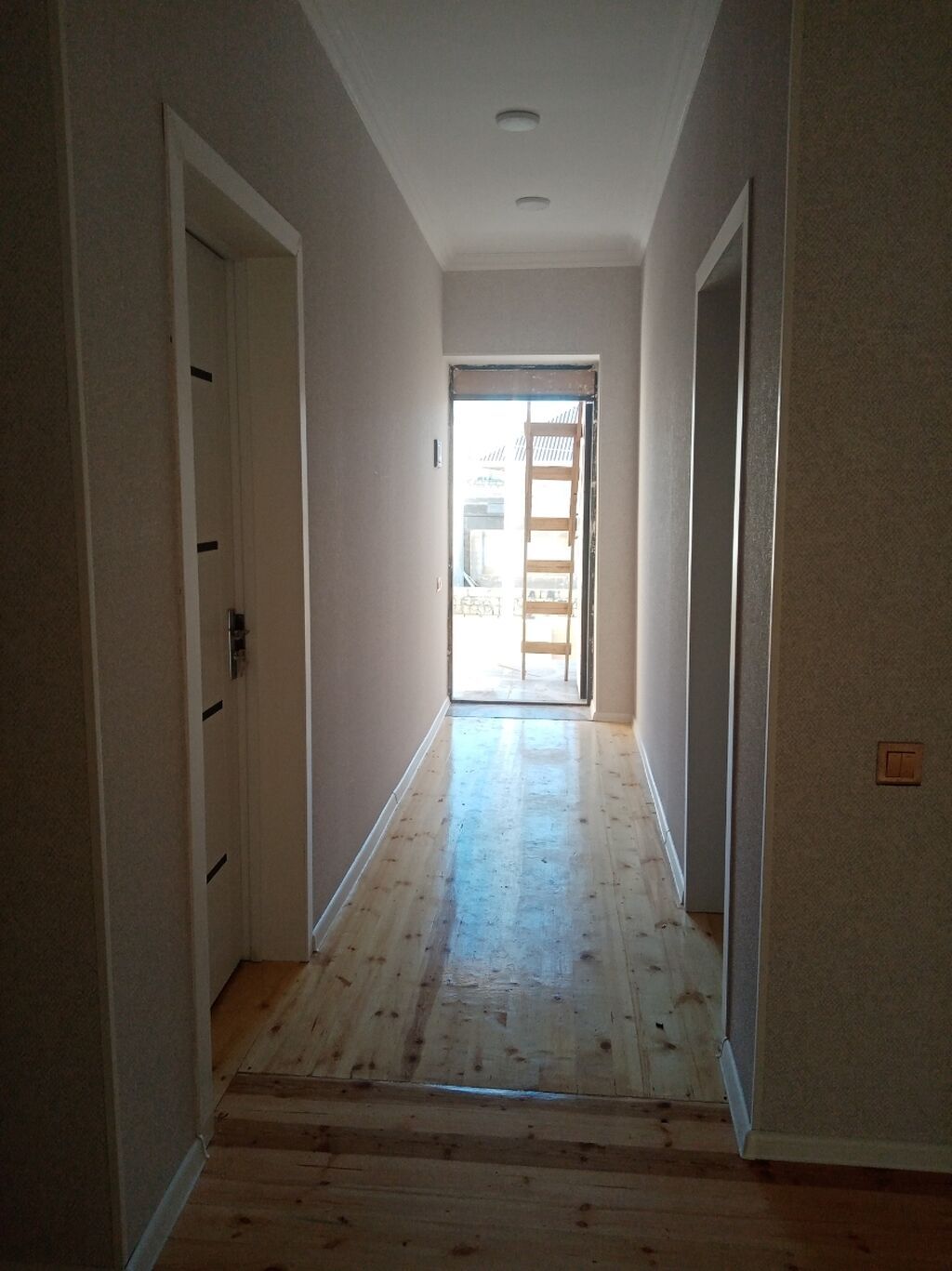 4 otaqlı, 85 kv. m, Kredit yoxdur, Yeni təmirli