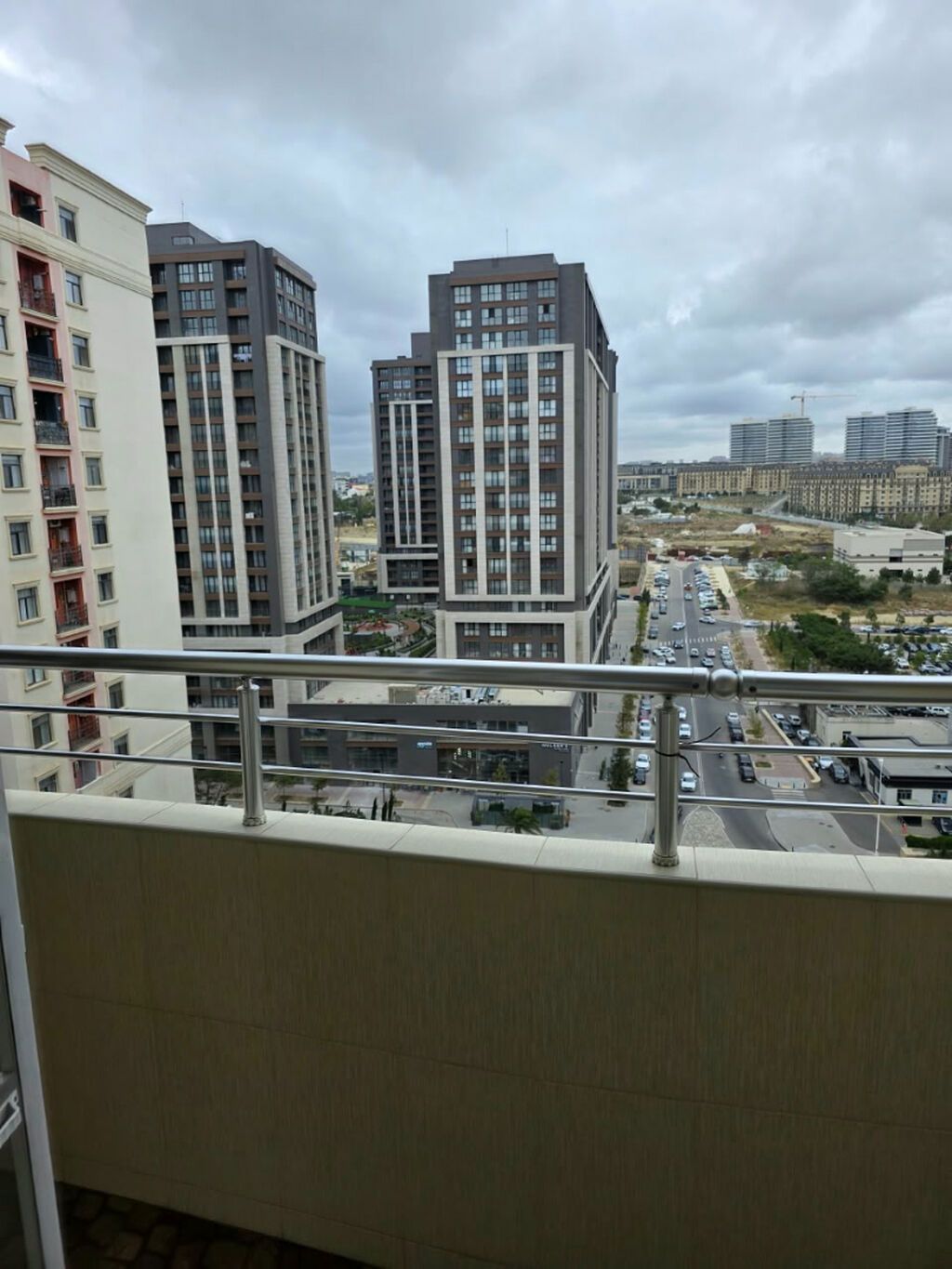 Xətai metrosu yaxınlığında 3 otaqlı kirayə mənzil Ünvan: Bakı