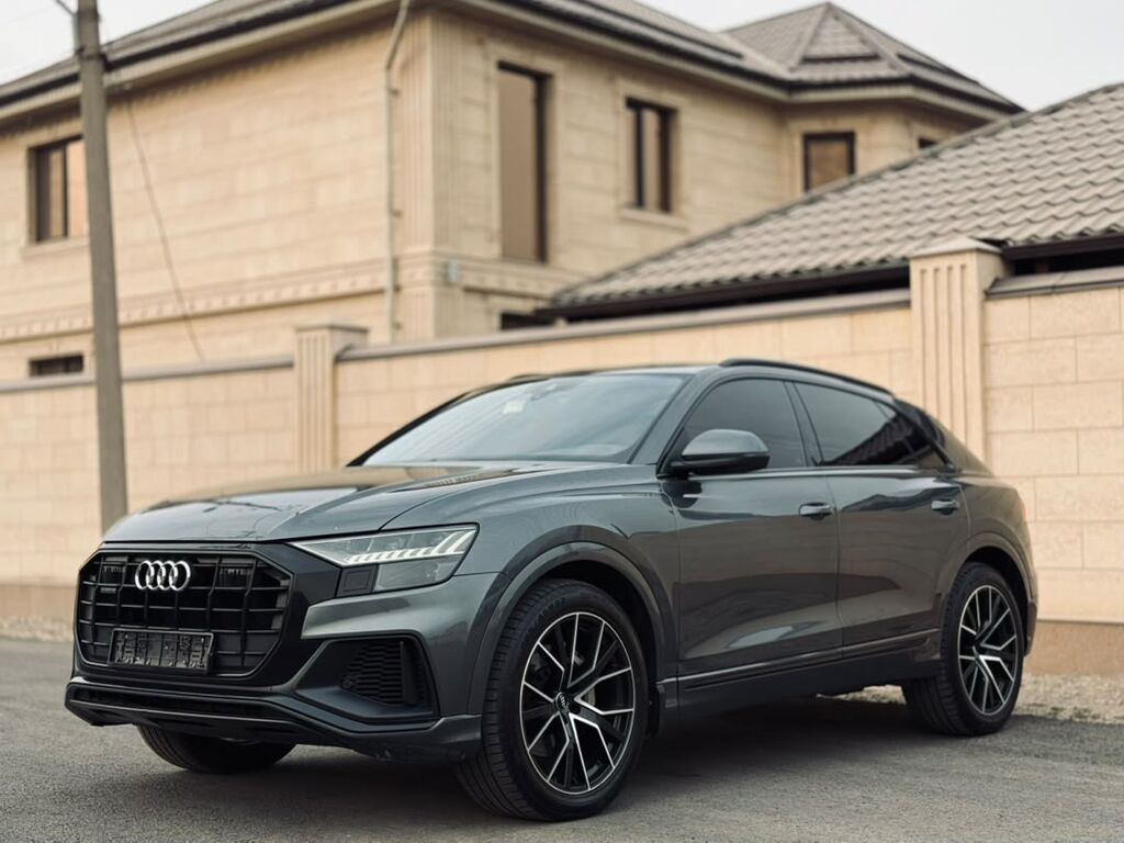 Audi Q8: 2018 г., 3 л, Автомат, Дизель, Кроссовер: фото 2