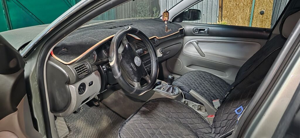 Volkswagen Passat Variant: 2003 г., 1.9 л, Механика, Дизель, Универсал: фото 6
