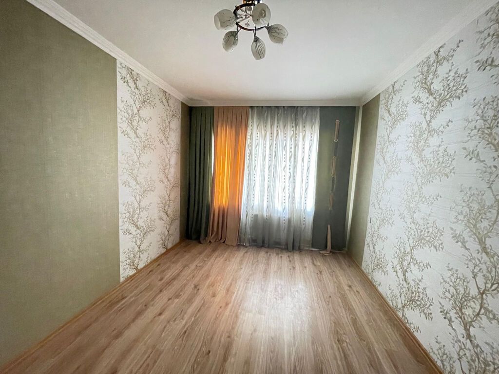 Bakı, 4 otaqlı, Köhnə tikili, 85 kv. m